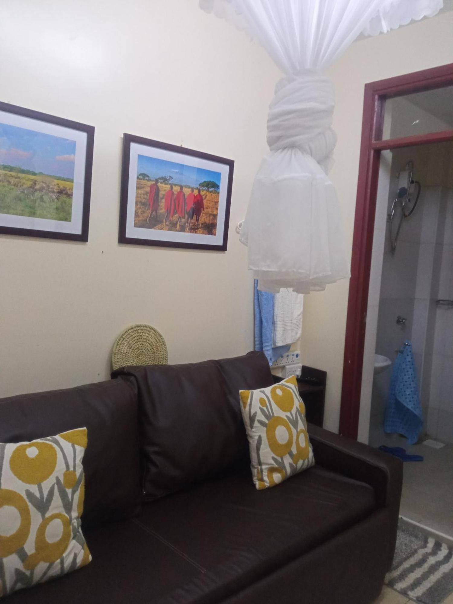 Madini Furnished Apartment 1 Near Jkia Sgr Nairobi Eksteriør bilde